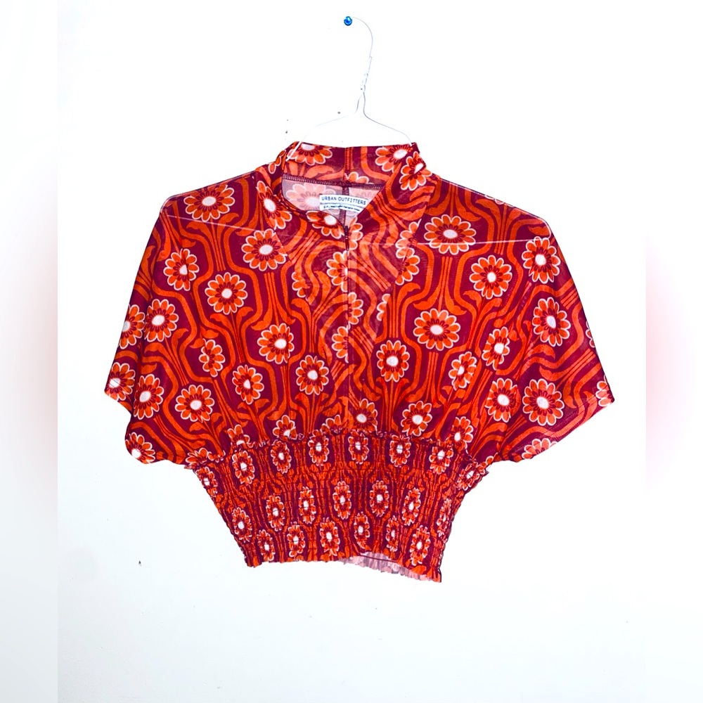 Urban Outfitters 70’s Style Crop Top Size Small